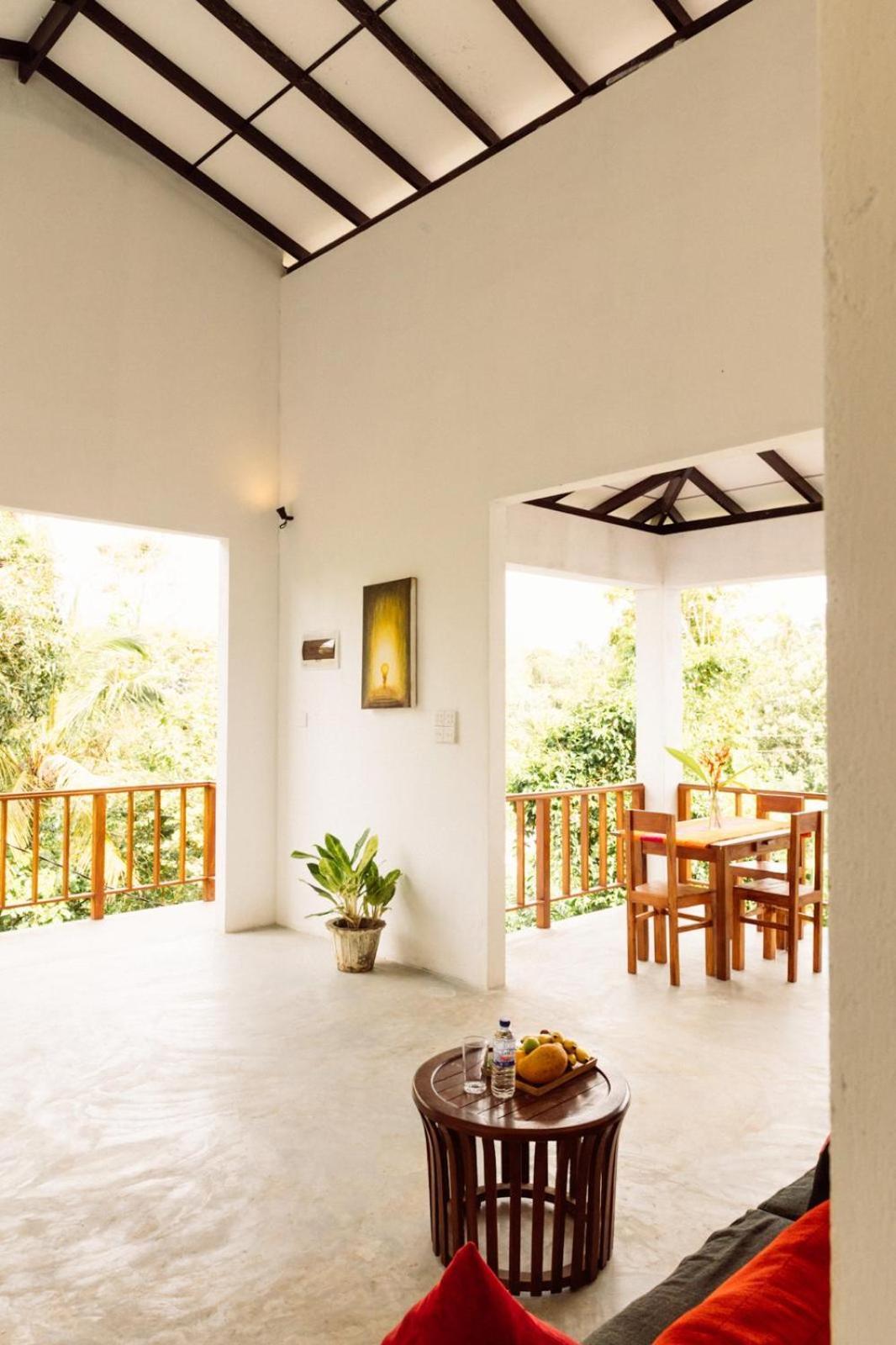 Hiriketiya Ladina Homestay ディックウェラ エクステリア 写真